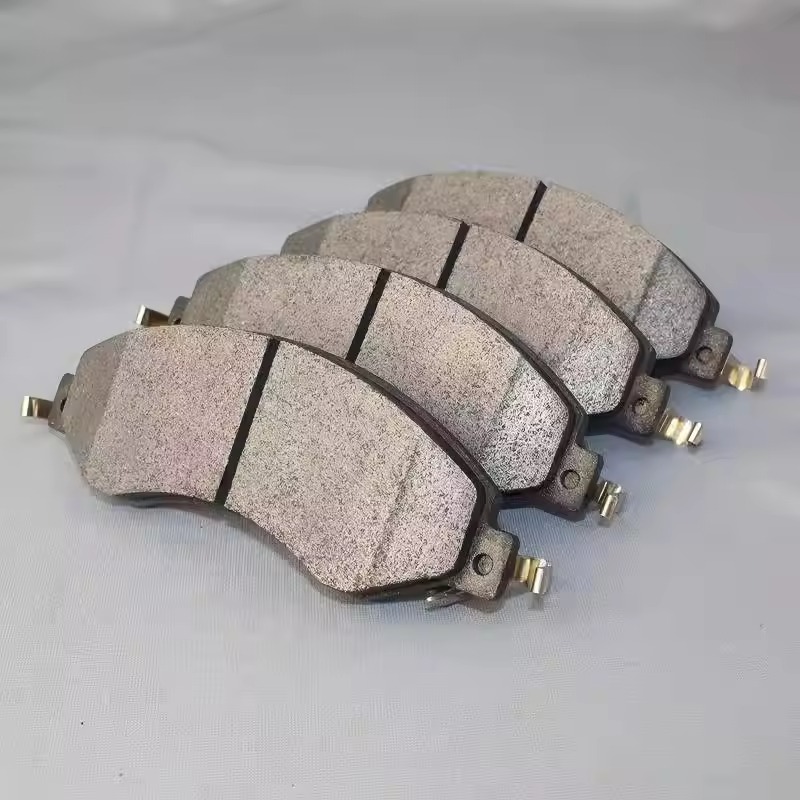 Front Brake Pads for Wuling HongguangV / N400 / Chevrolet Tornado Van (WLXSY-PD004)